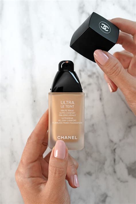 chanel b40 ultra le teint|Chanel ultra le teint review.